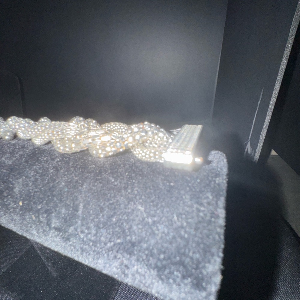 Elegant Silver Toned Beaded Women's Bracelet